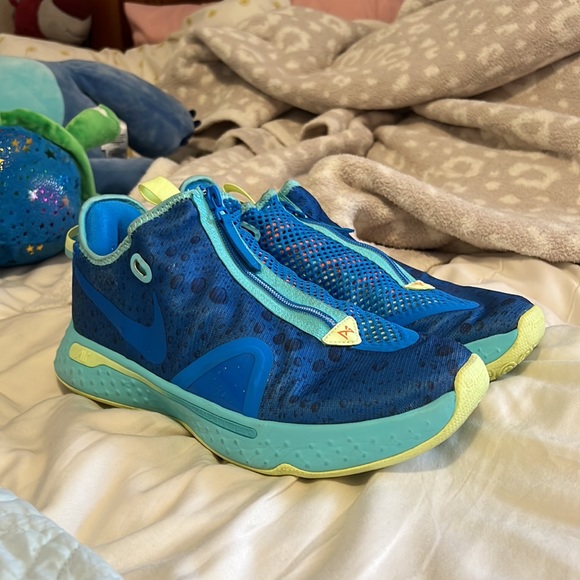 Nike Paul George Gatorade Basketball Shoes - Picture 2 of 2